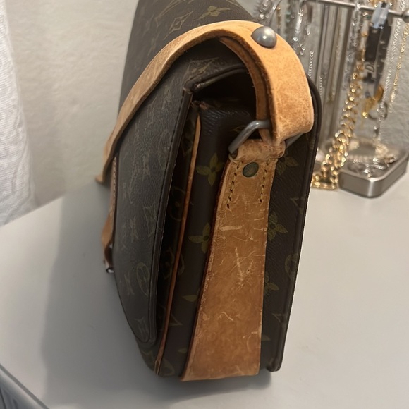 Louis Vuitton Monogram Cartouchiere - Picture 5 of 16